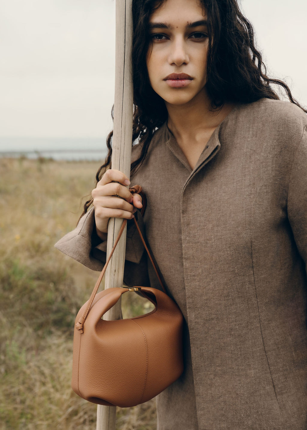 Handbag - Textured Camel