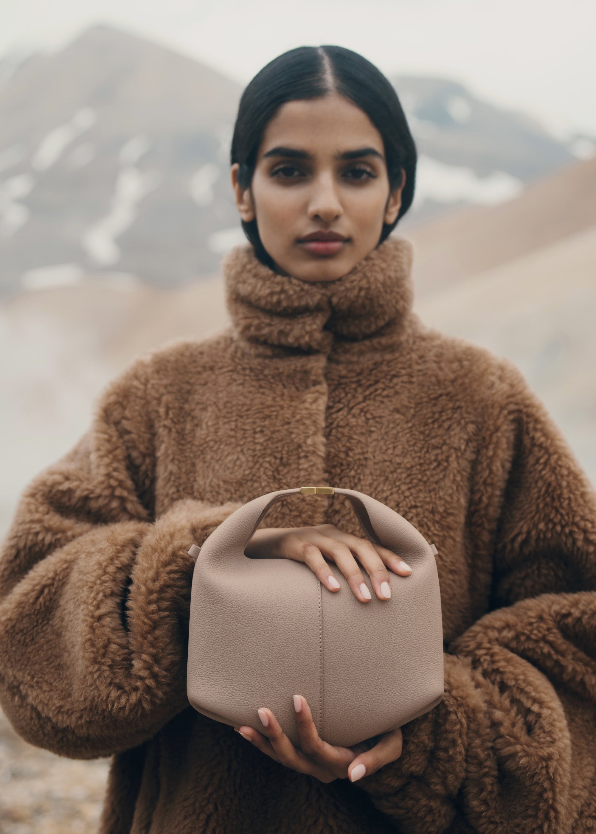 Handbag - Textured Taupe
