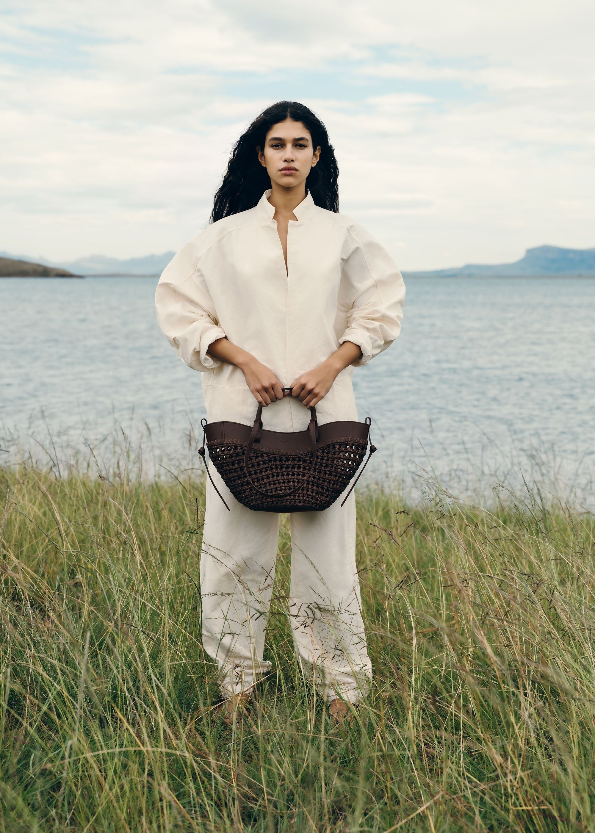 Mini Handbag - Raffia Ebony