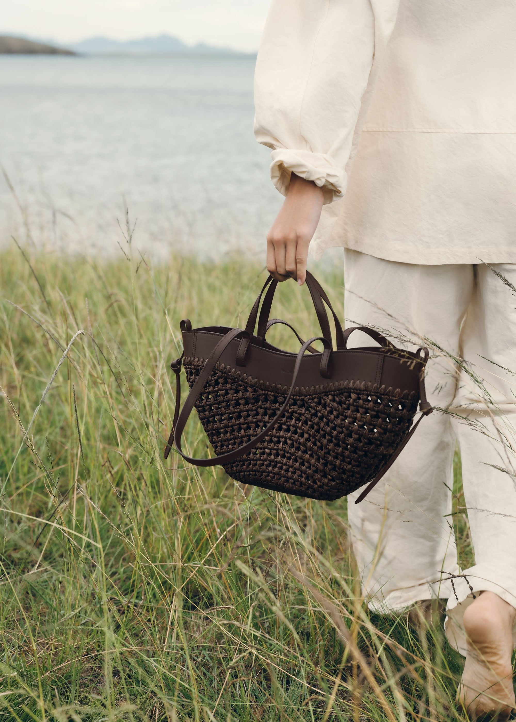 Mini Handbag - Raffia Ebony
