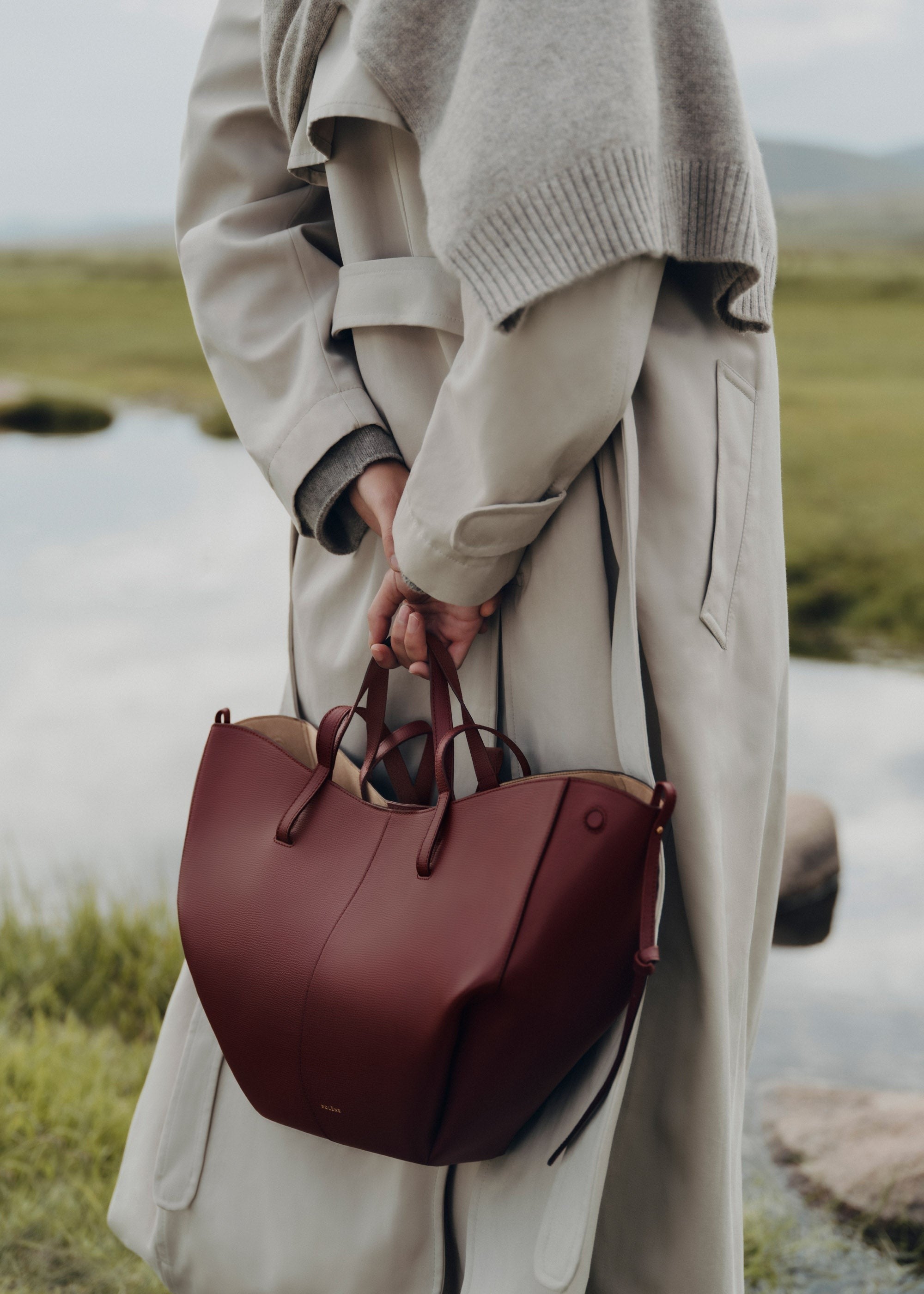 Handbag - Textured Black Cherry