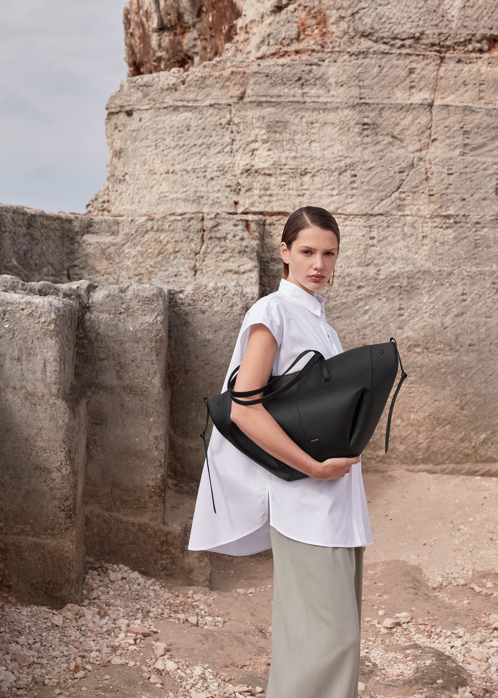 Handbag - Textured Black