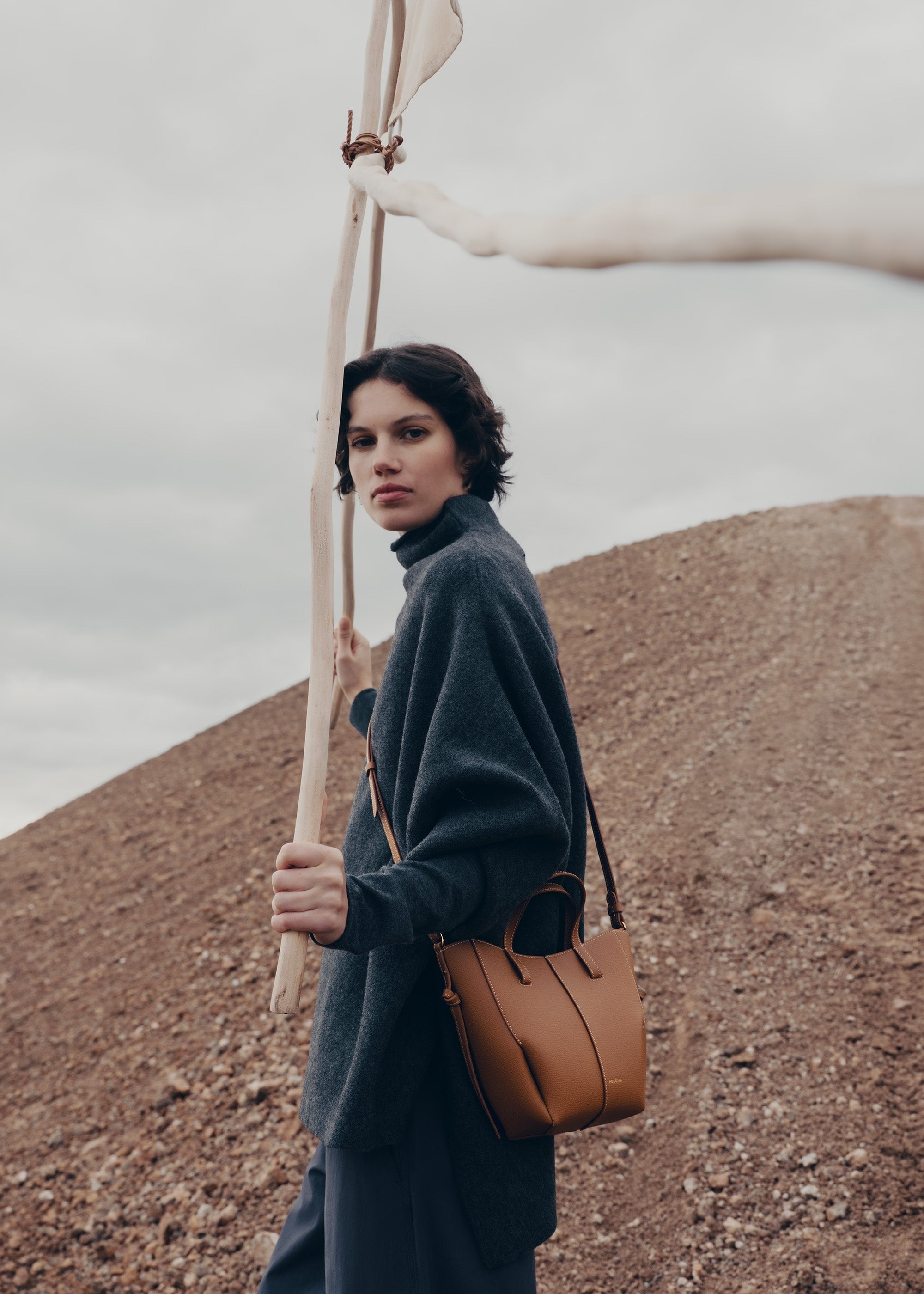 Nano Tote Bag - Textured Camel