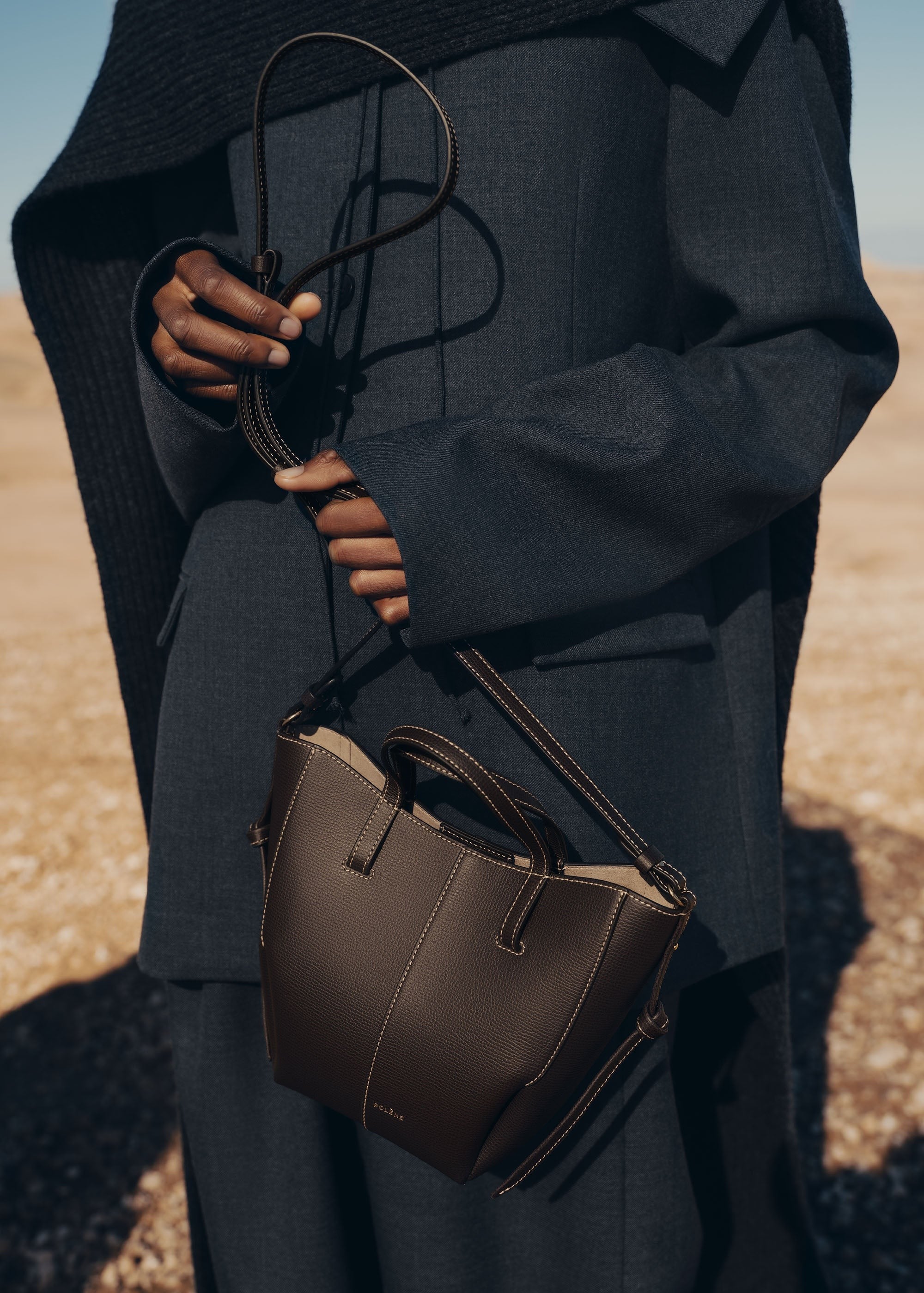 Nano Tote Bag - Textured Ebony