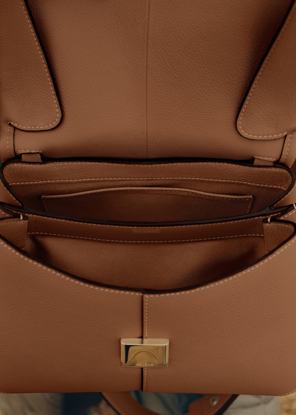 Handbag - Textured Camel