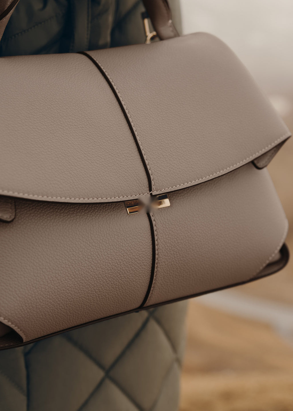 Handbag - Textured Taupe