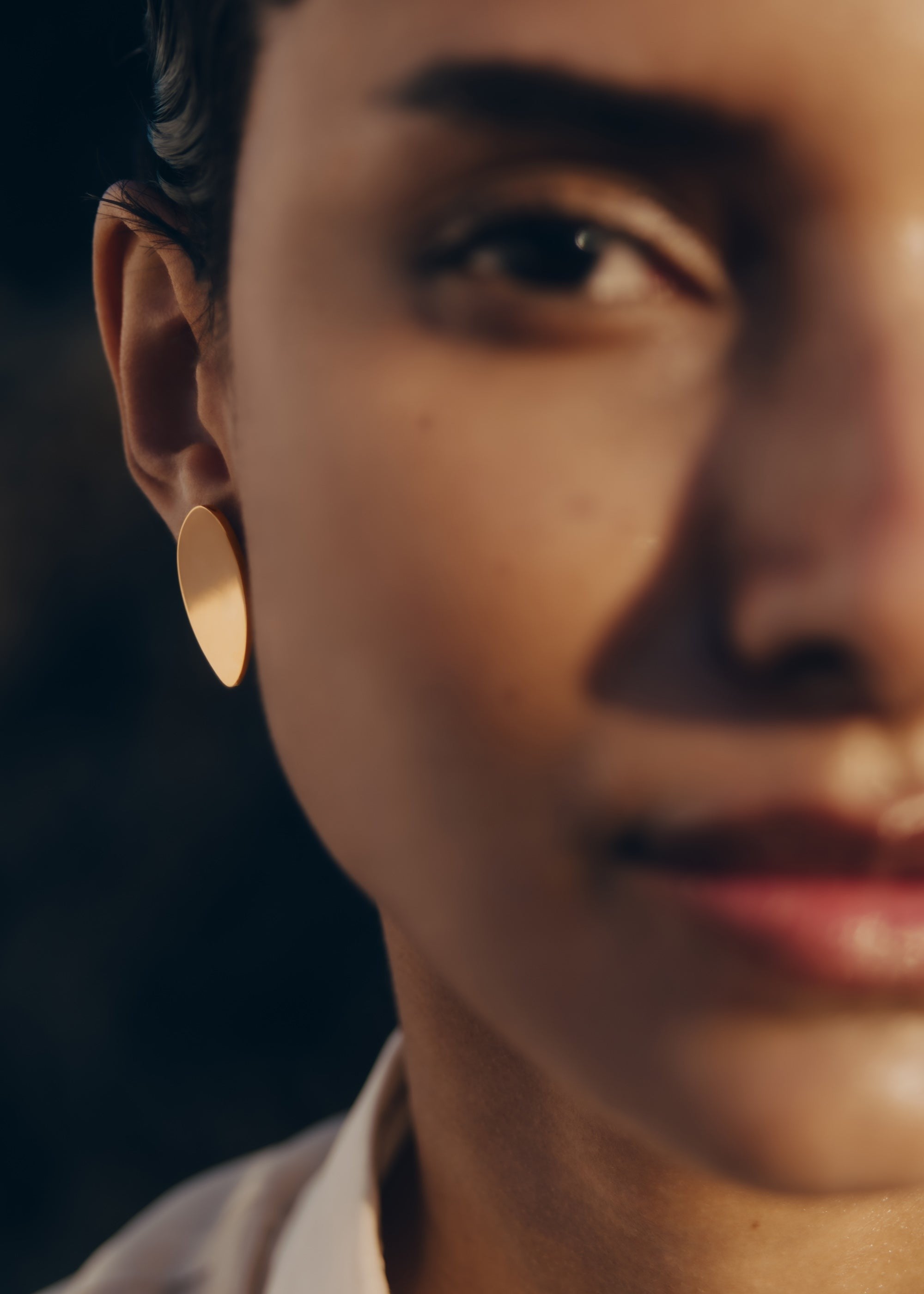 Stud Earrings - Smoked glass