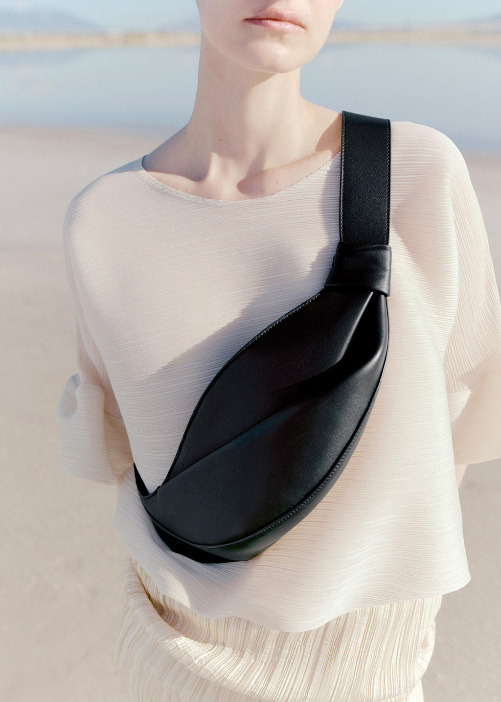 Handbag - Smooth Black
