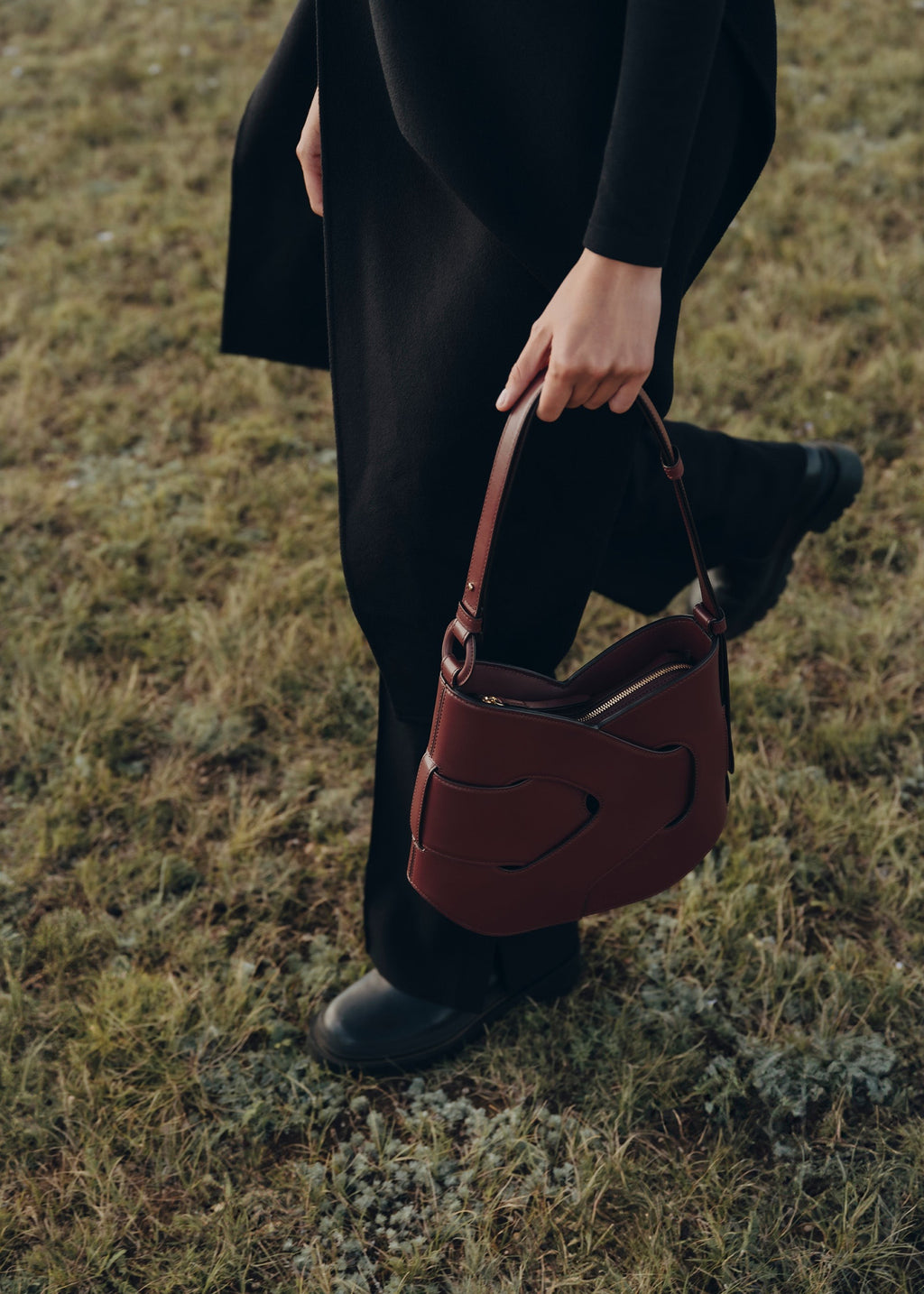 Handbag - Smooth Black Cherry