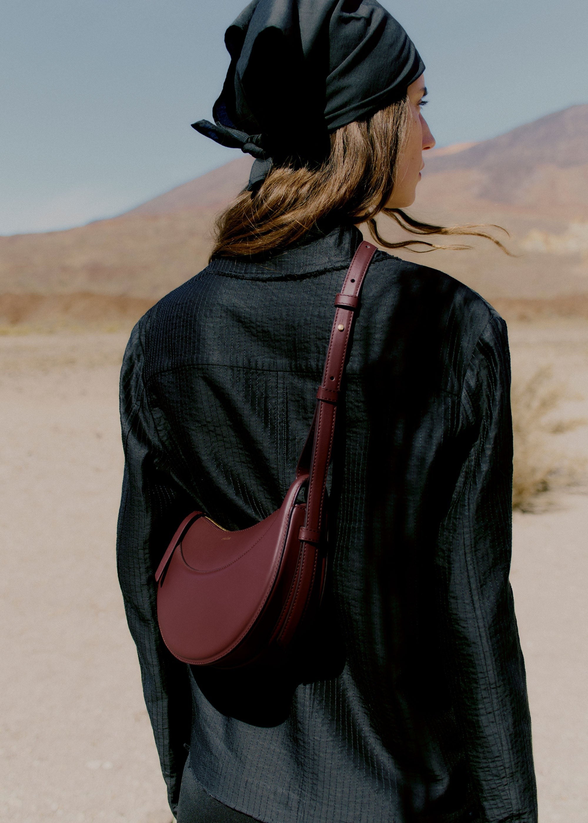Handbag - Smooth Black Cherry