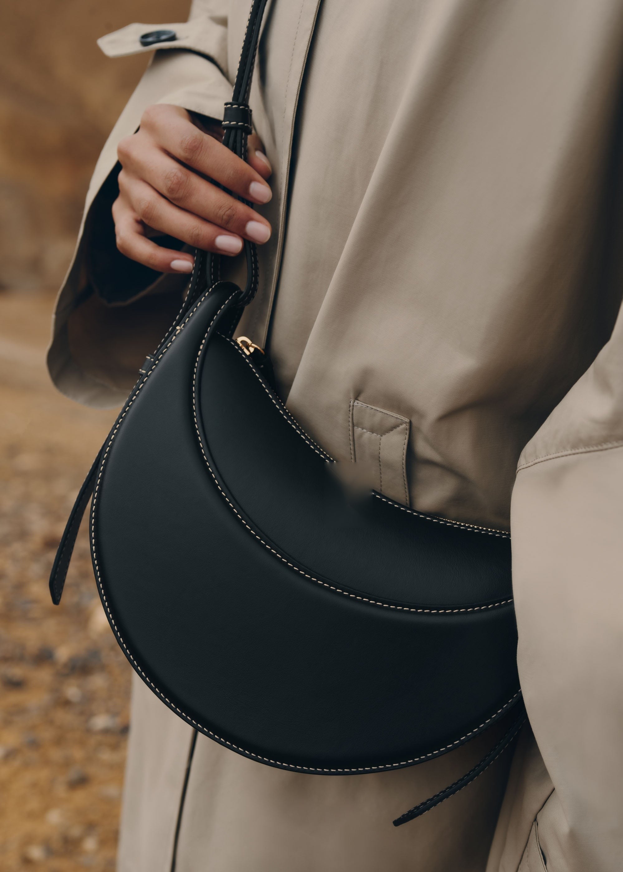 Handbag - Smooth Black