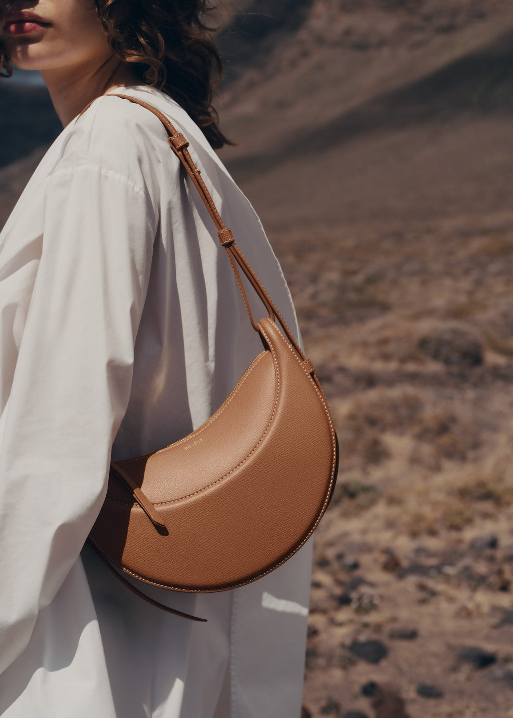 Handbag - Textured Camel