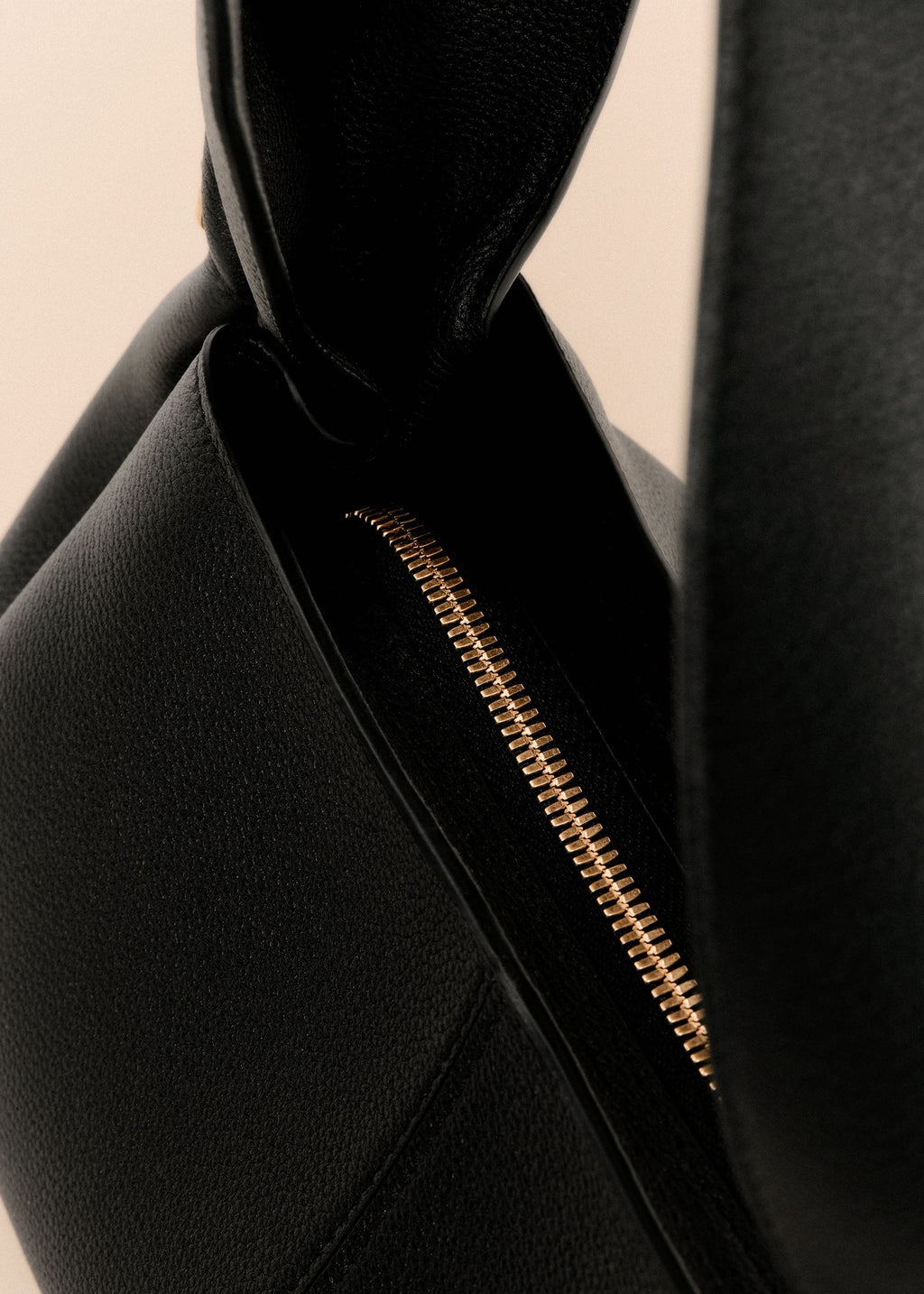 Handbag - Textured Black