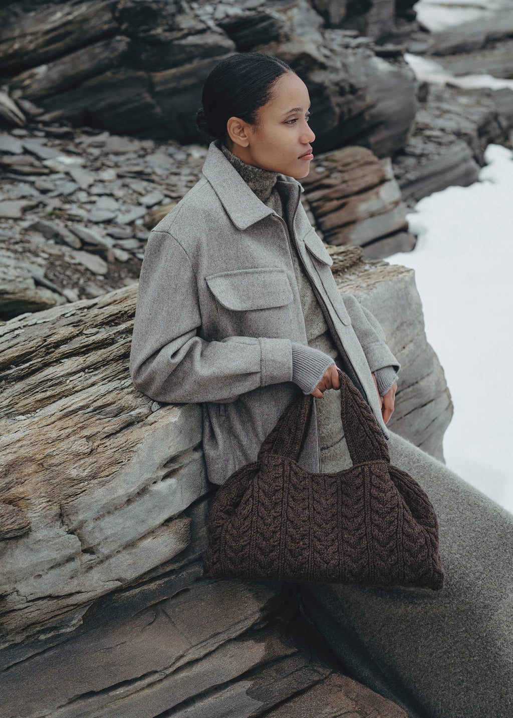 Large Handbag - Merino Ebony