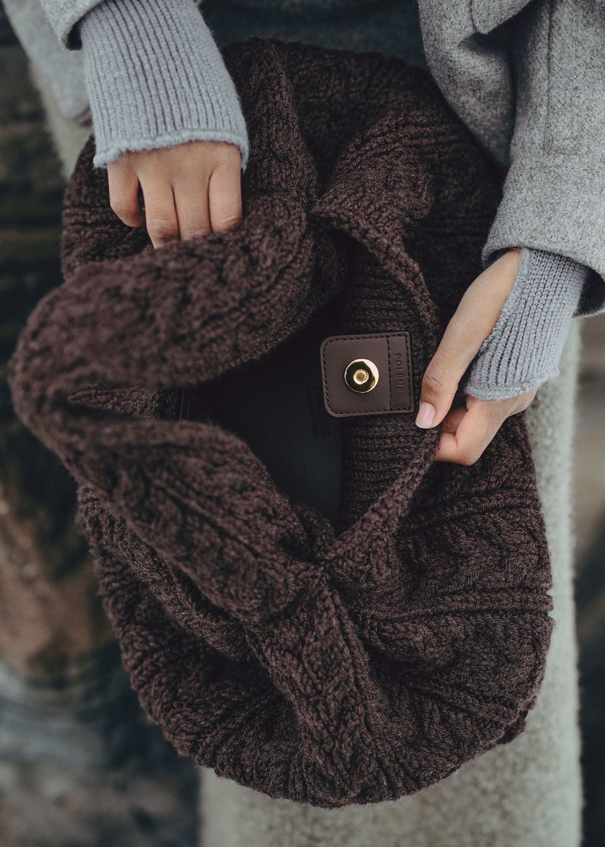 Large Handbag - Merino Ebony