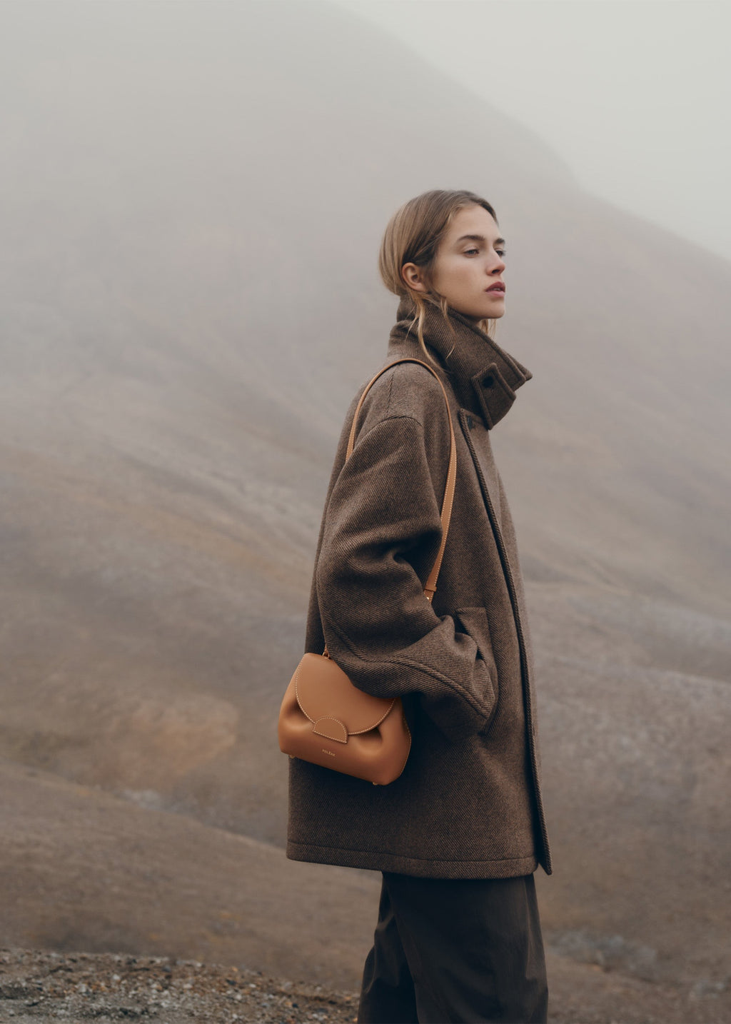 Nano Handbag - Smooth Camel