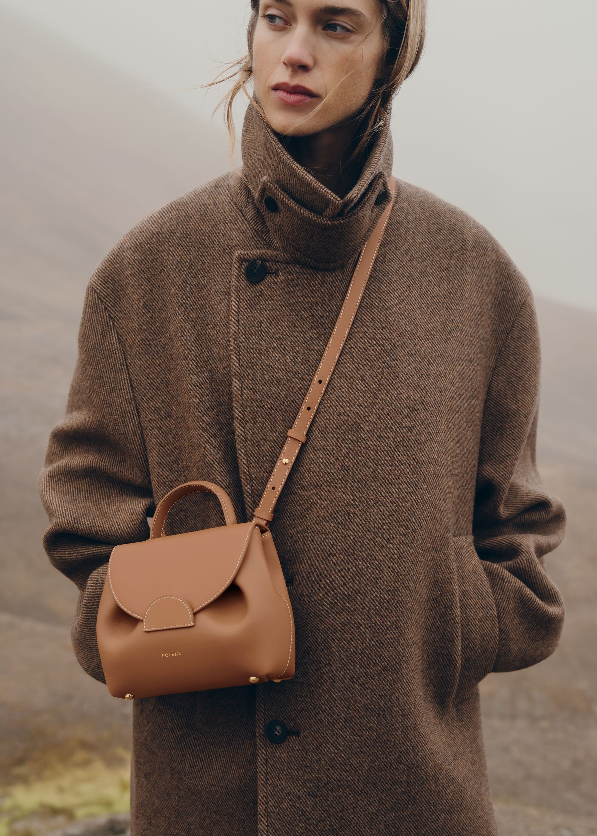 Nano Handbag - Smooth Camel