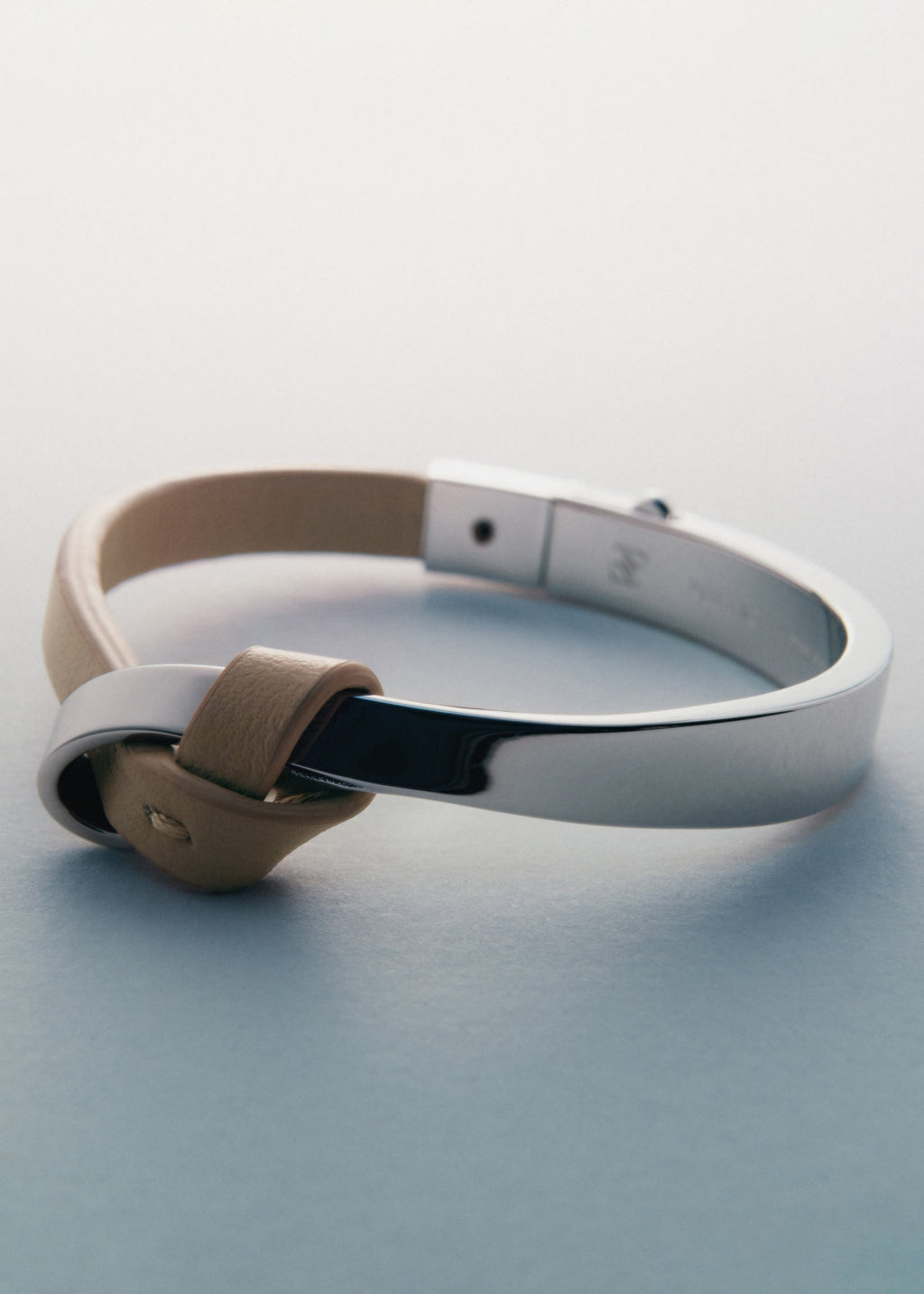 Bangle - Silver in rhodium with Taupe Leather