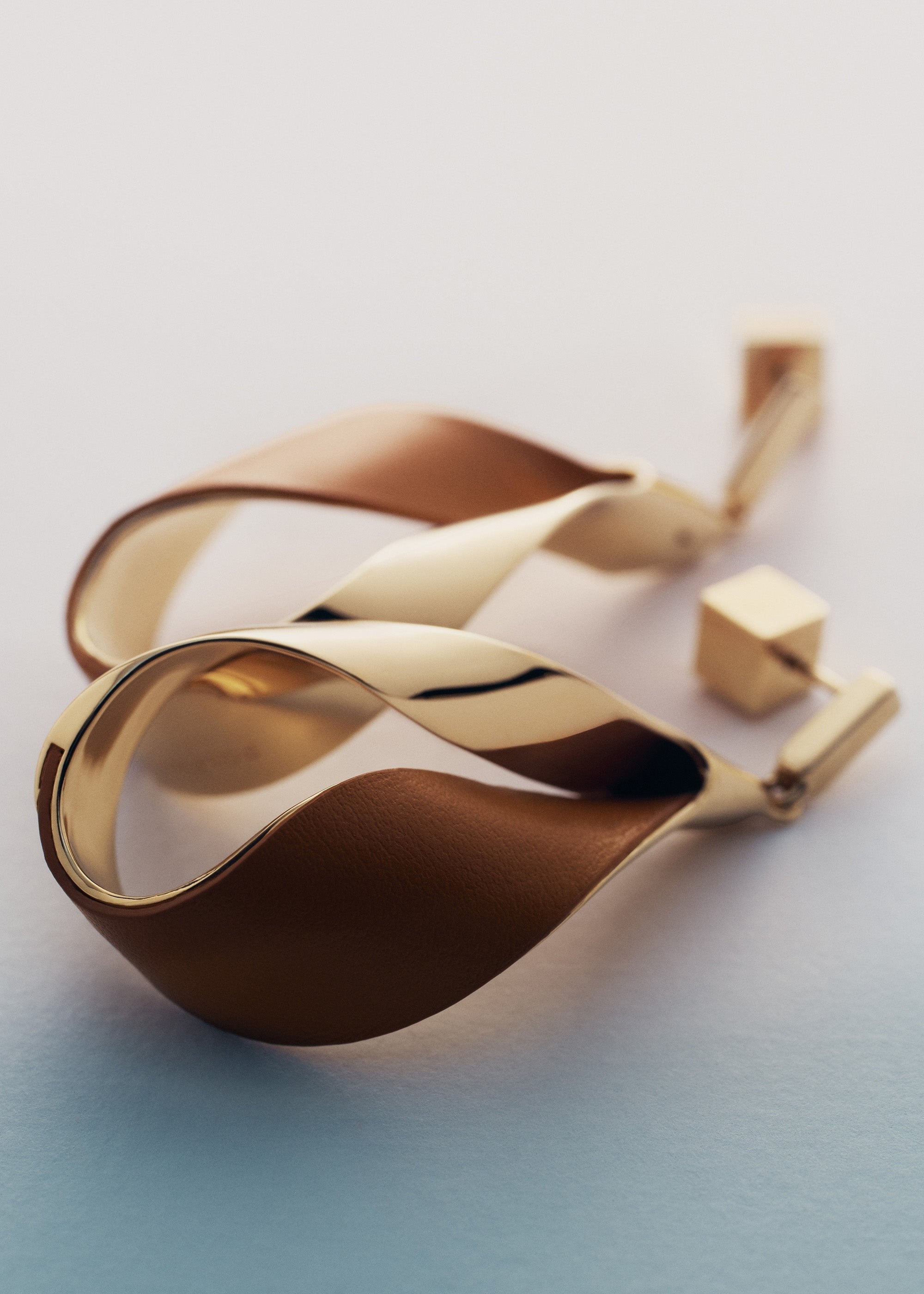Earrings - Gold Gilded with Camel Leather