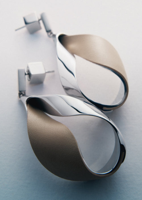 Earrings - Silver in rhodium with Taupe Leather
