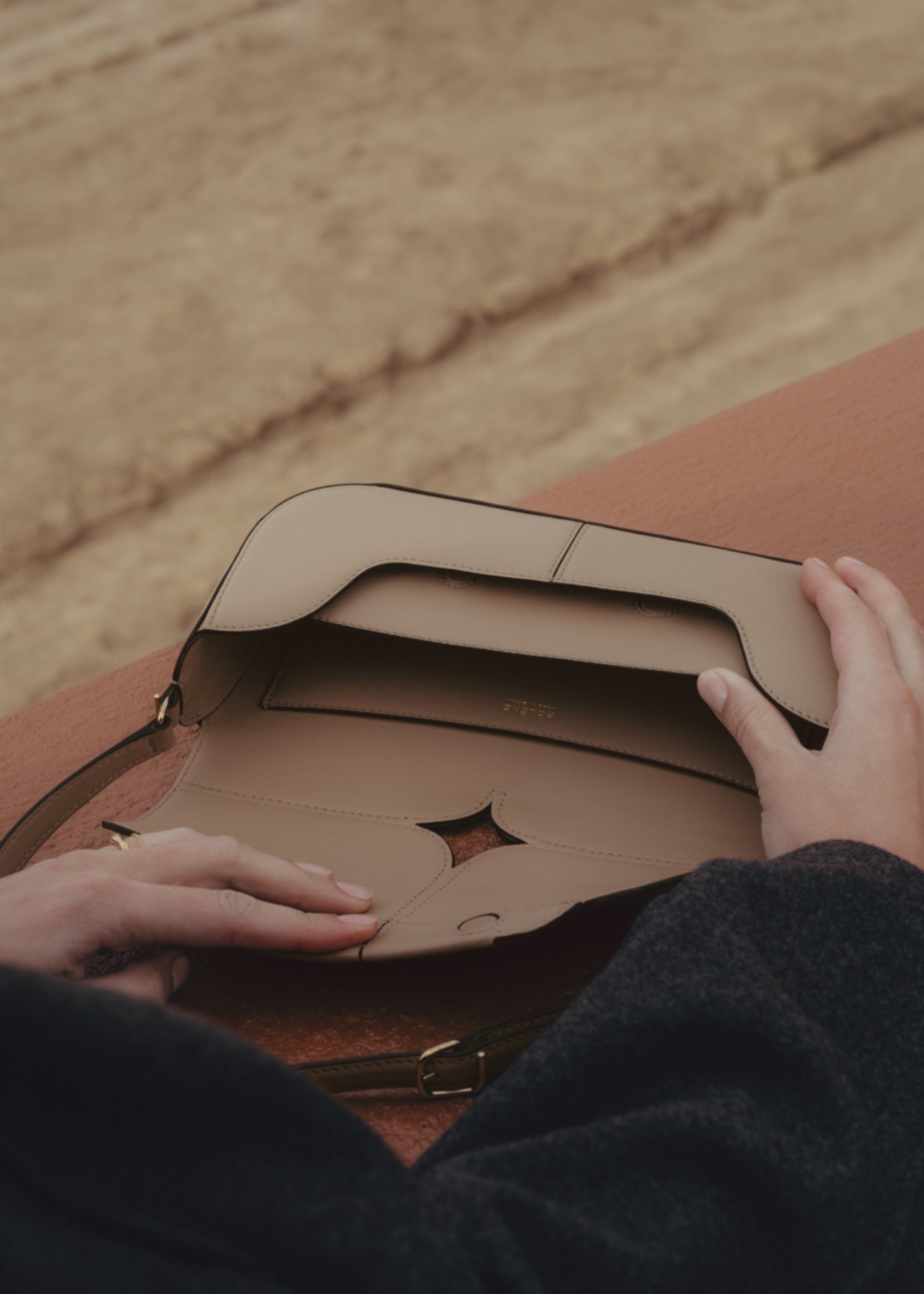 Handbag - Smooth Taupe