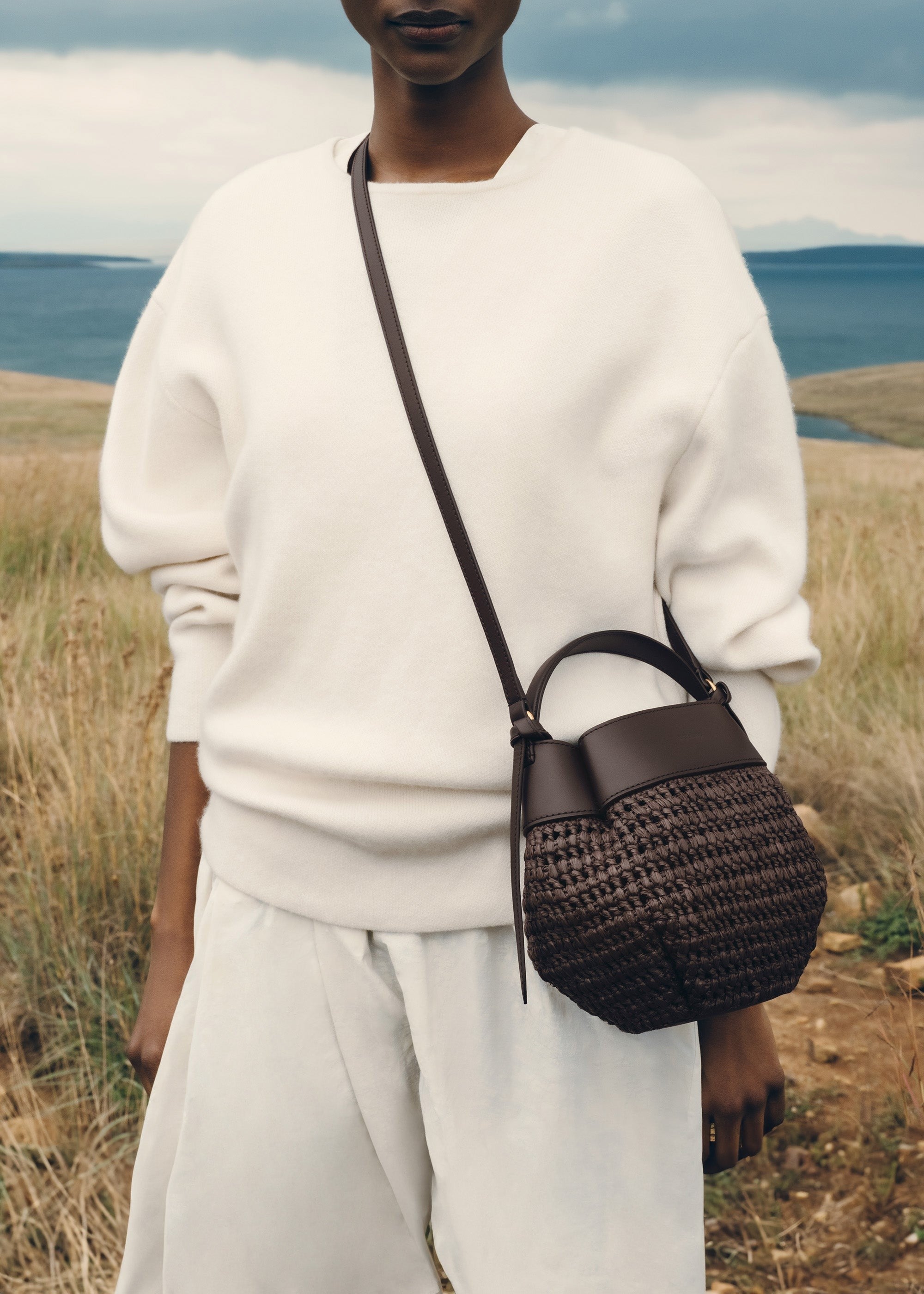 Handbag - Raffia Ebony